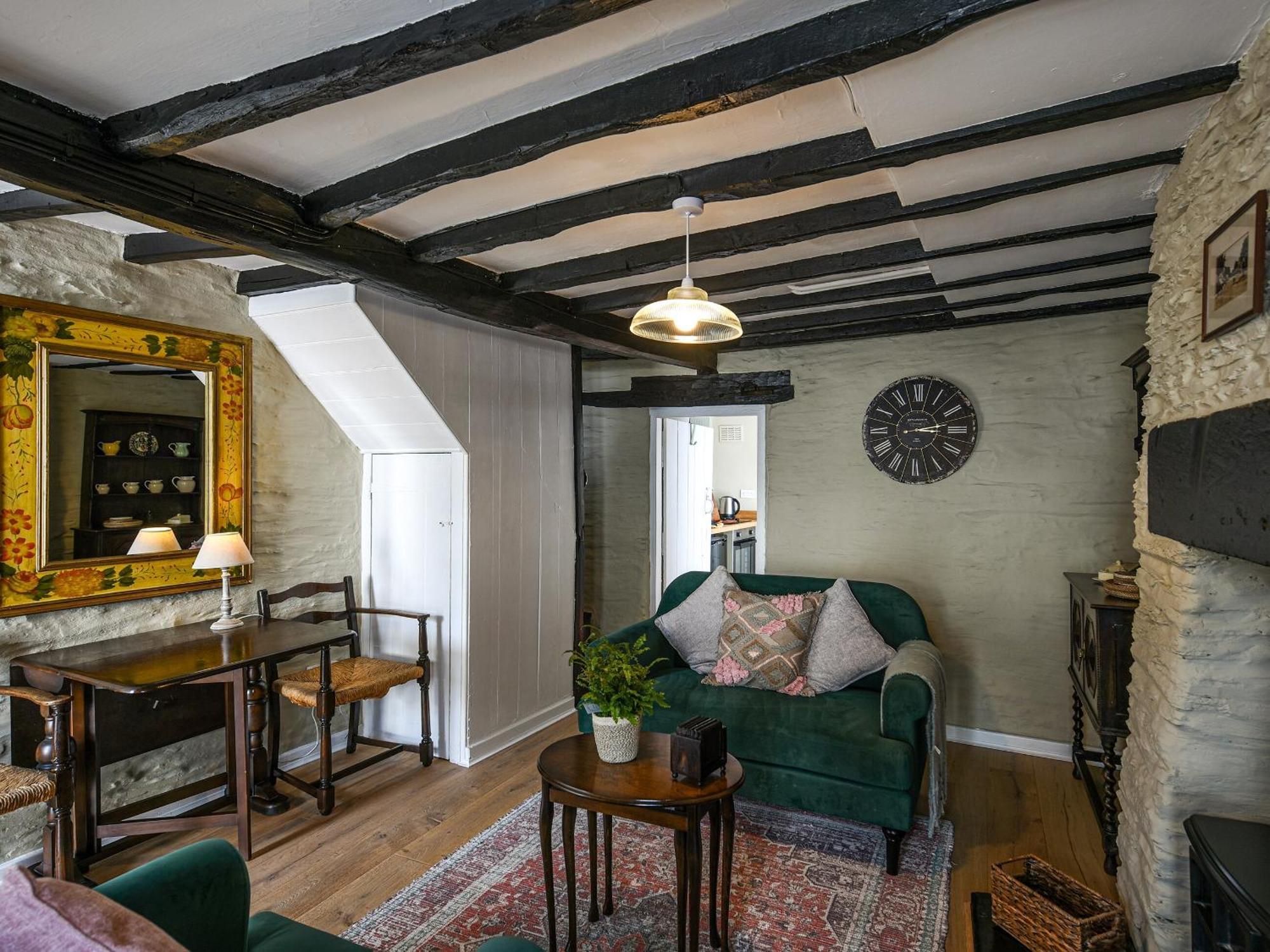 Villa Bwthyn Llys Machynlleth Old Court House Extérieur photo